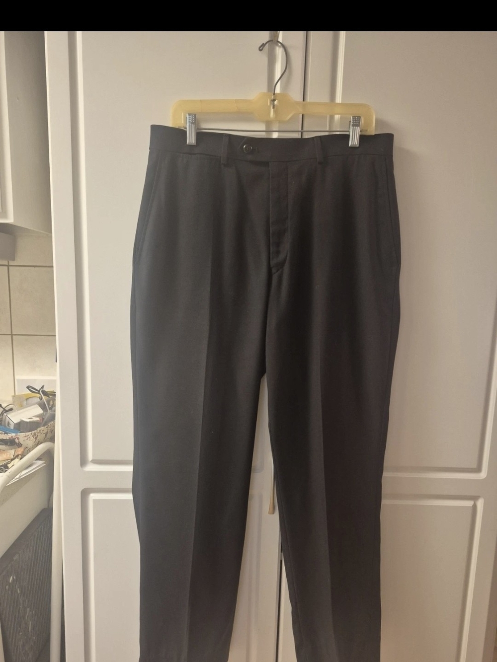 Stafford Performance Men's Black Dress Pants, 34x32. Flat front excellent